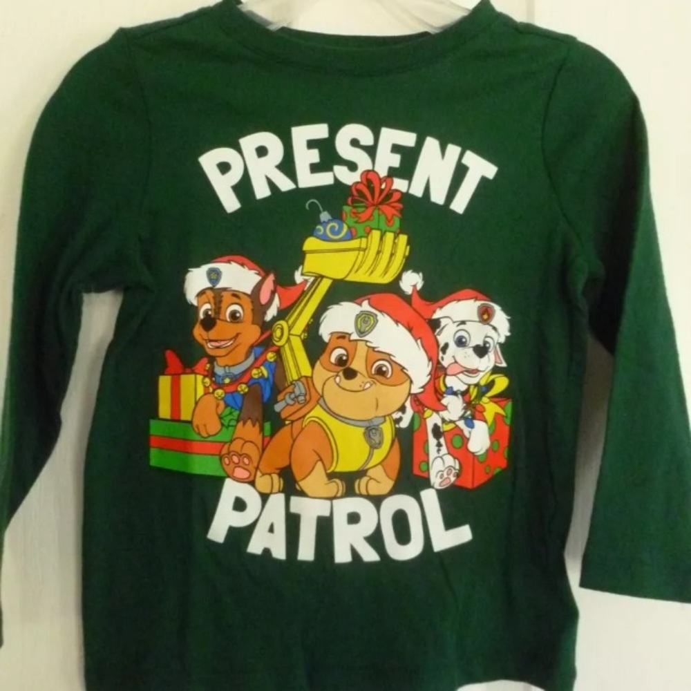 Nickelodeon Paw Patrol Christmas Shirt, Green w/ Graphic - Chase, Rubble, NEW